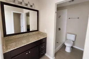 10318 Briar Forest Dr, Houston, TX 77042 - Photo 8