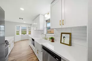 1201 Sandpiper Dr, Seabrook, TX 77586 - Photo 12