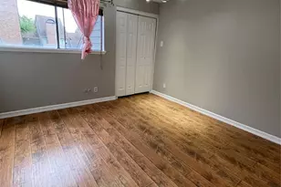6601 Sands Point Dr, Houston, TX 77074 - Photo 8