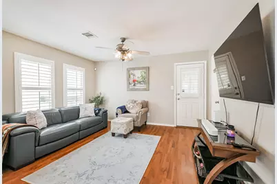 2603 Woodridge Cove Drive, Houston, TX 77087 - Photo 2