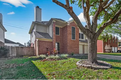 618 Bold Ruler Drive, Stafford, TX 77477 - Photo 2