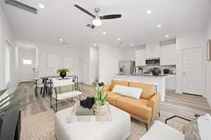 2823 Milton Ldg Ln, Houston, TX 77051 - Photo 12