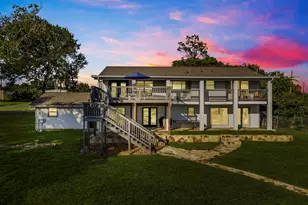 250 Oak Crest Dr, Livingston, TX 77351 - Photo 2