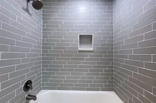 7021 Smith Dr, Hitchcock, TX 77563 - Photo 14