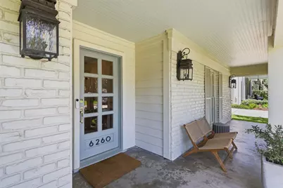 6260 Longmont Drive, Houston, TX 77057 - Photo 2