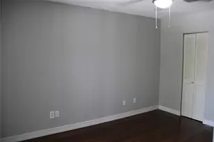 9303 Pagewood Ln, Houston, TX 77063 - Photo 22