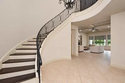 5215 Eagle Pointe Court, Sugar Land, TX 77479 - Photo 4