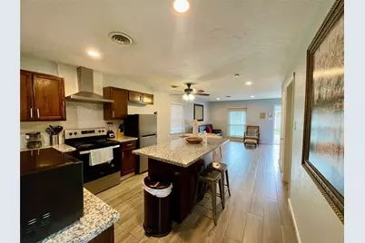 9775 Pine Lake Drive #14, Houston, TX 77055 - Photo 2