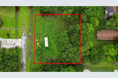 6702 Lewis Rd, Hitchcock, TX 77563 - Photo 1