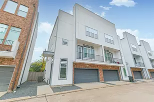 1305 Mayfair Clarkson Ln, Houston, TX 77055 - Photo 4