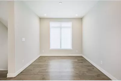 1305 Mayfair Clarkson Lane, Houston, TX 77055 - Photo 6