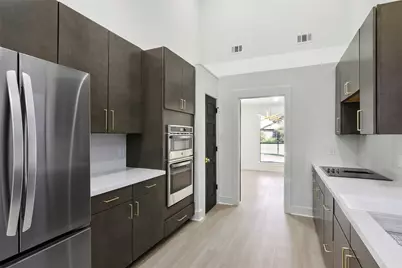 4655 Monticello Street, Beaumont, TX 77706 - Photo 10