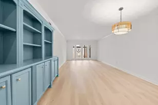 12966 Trail Hollow Dr, Houston, TX 77079 - Photo 6