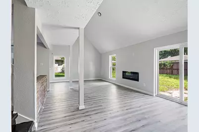 10146 Valley Club Drive, Houston, TX 77078 - Photo 2