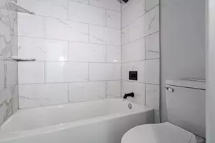 10146 Valley Club Dr, Houston, TX 77078 - Photo 10