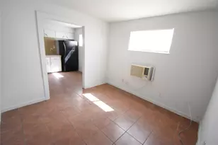 4353 Brinkley St, Houston, TX 77051 - Photo 4