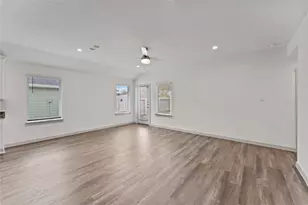 1026 Great Barracuda Ln, Alvin, TX 77511 - Photo 12