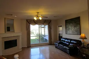 3907 Hanberry Ln, Pearland, TX 77584 - Photo 4