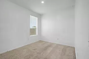 511 Louis Ln, Baytown, TX 77523 - Photo 16