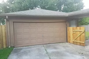 9726 Railton St, Houston, TX 77080 - Photo 12
