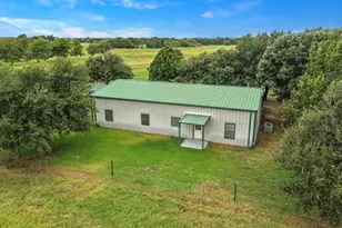 955 Co Rd 228, Cameron, TX 76520 - Photo 1