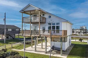 23169 Gulf Dr, Galveston, TX 77554 - Photo 4