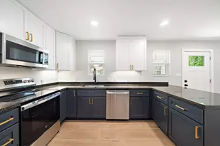 1823 Studewood St, Houston, TX 77008 - Photo 2