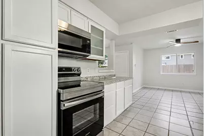 2922 Park Garden Drive, Houston, TX 77339 - Photo 12