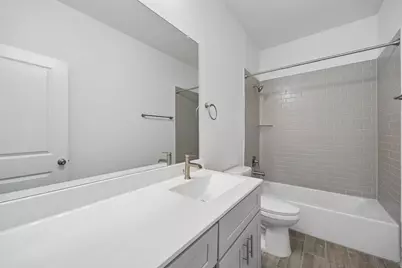 13710 Ballast Green Drive, Texas City, TX 77568 - Photo 26