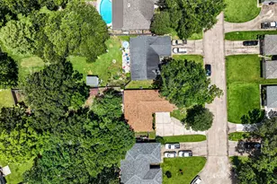 305 Seabreeze Dr, League City, TX 77573 - Photo 28