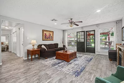 305 Seabreeze Drive, League City, TX 77573 - Photo 10