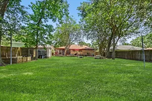 305 Seabreeze Dr, League City, TX 77573 - Photo 26