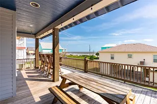 2576 Whitecap, Crystal Beach, TX 77650 - Photo 10