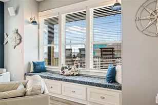 2576 Whitecap, Crystal Beach, TX 77650 - Photo 4