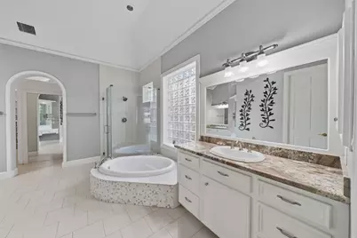 13714 Gainesway Drive, Cypress, TX 77429 - Photo 16