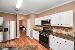 29110 Forest Hill Dr, Magnolia, TX 77355 - Photo 16