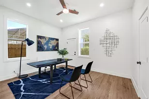 5617 Val Verde St, Houston, TX 77057 - Photo 4