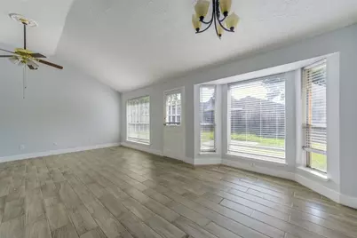 7506 Stone Pine Lane, Houston, TX 77041 - Photo 6