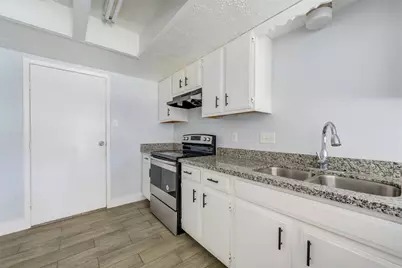 7506 Stone Pine Lane, Houston, TX 77041 - Photo 10
