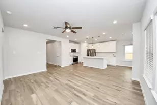 1934 32nd Ave N, Texas City, TX 77590 - Photo 18