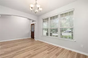 13726 Sandy Bend Ct, Houston, TX 77044 - Photo 10