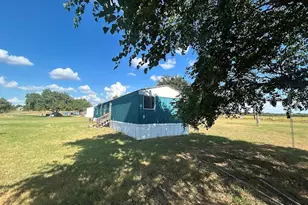 11085 Kosub Ln, San Antonio, TX 78223 - Photo 2