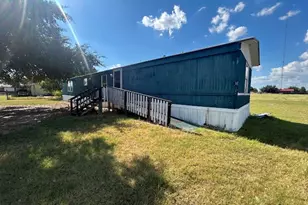 11085 Kosub Ln, San Antonio, TX 78223 - Photo 4