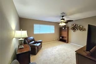 9762 Rambling Trail, Houston, TX 77089 - Photo 8