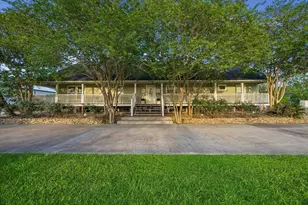 3515 County Rd 36, Angleton, TX 77515 - Photo 1