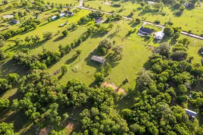 3515 County Road 36, Angleton, TX 77515 - Photo 4