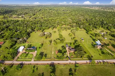 3515 County Road 36, Angleton, TX 77515 - Photo 2
