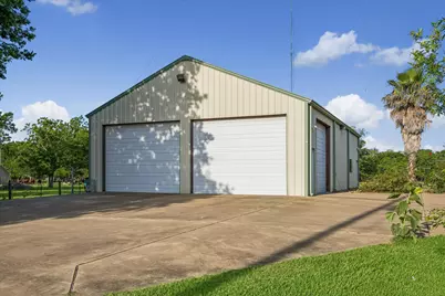 3515 County Road 36, Angleton, TX 77515 - Photo 36