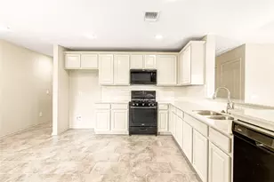 3210 Golden Eagle Wy, Richmond, TX 77469 - Photo 6