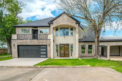 206 Elm Street, Highlands, TX 77562 - Photo 1